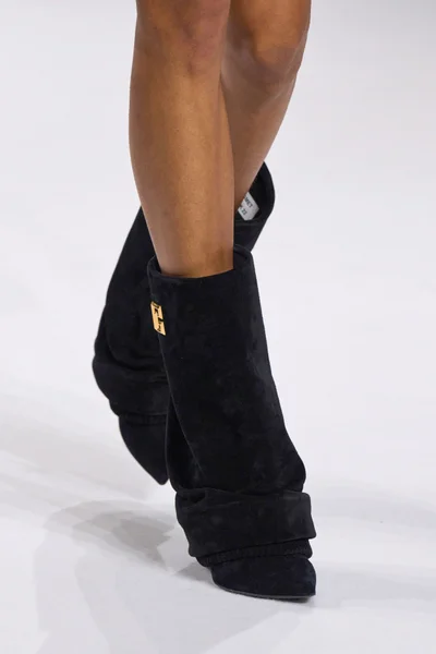 Look 85